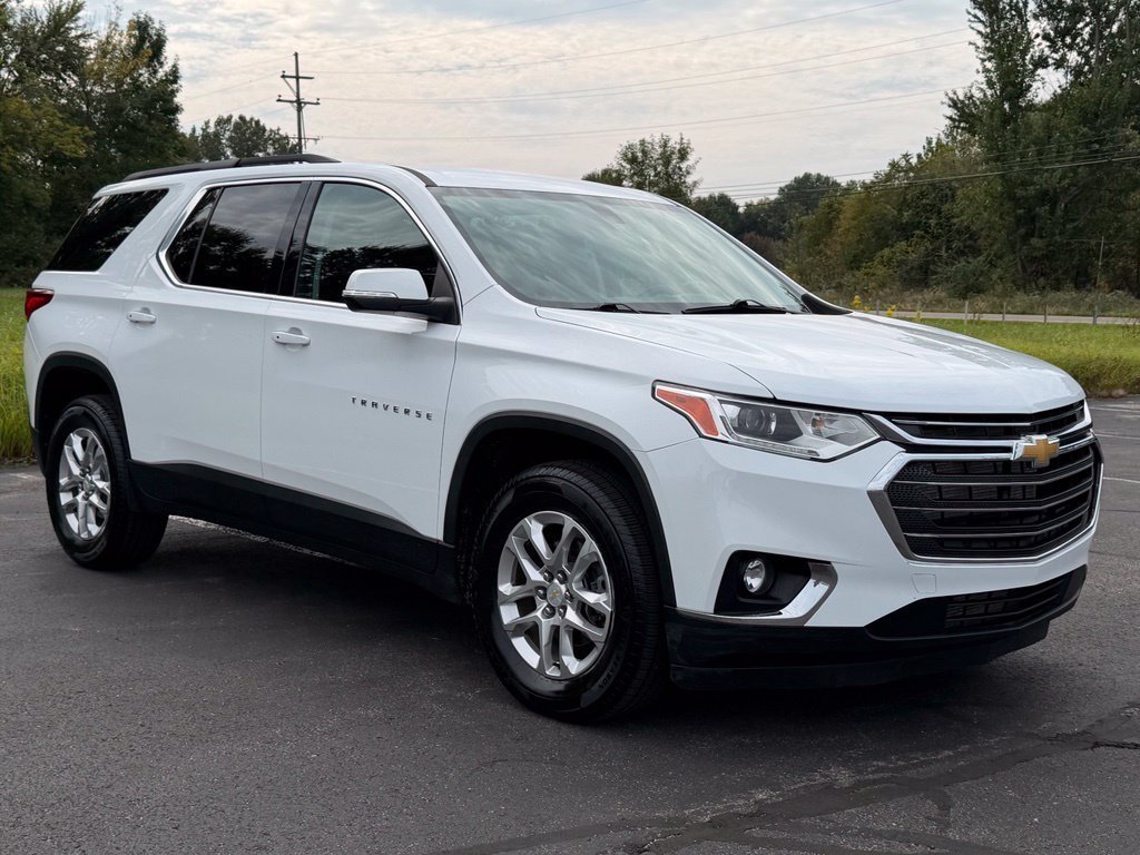 Used 2021 Chevrolet Traverse LT FWD image 4
