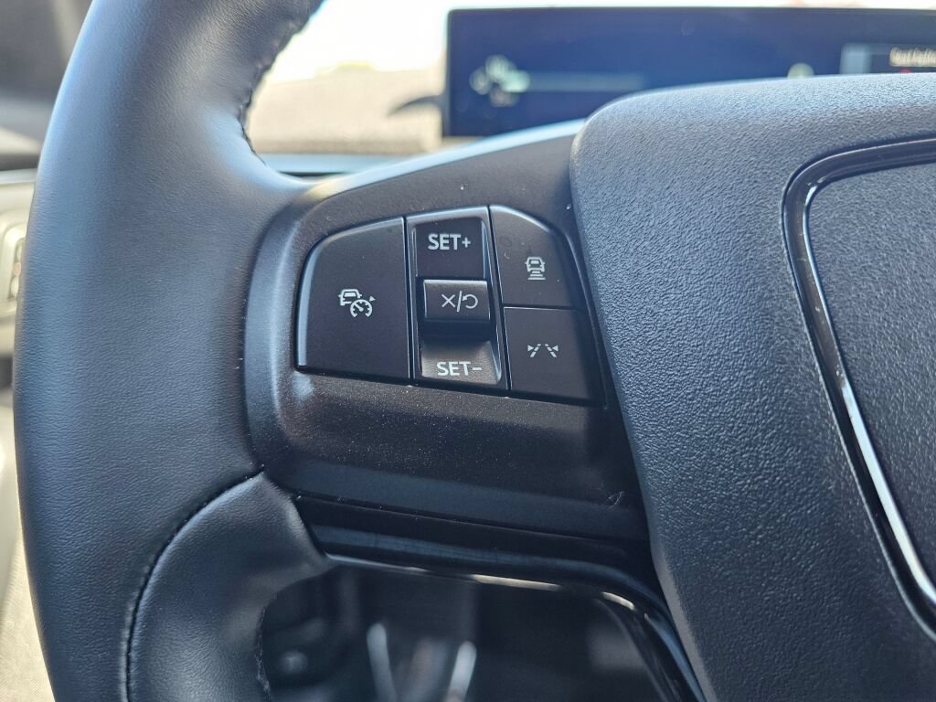 Certified 2025 Ford Mustang Mach-E Select AWD/4WD image 19