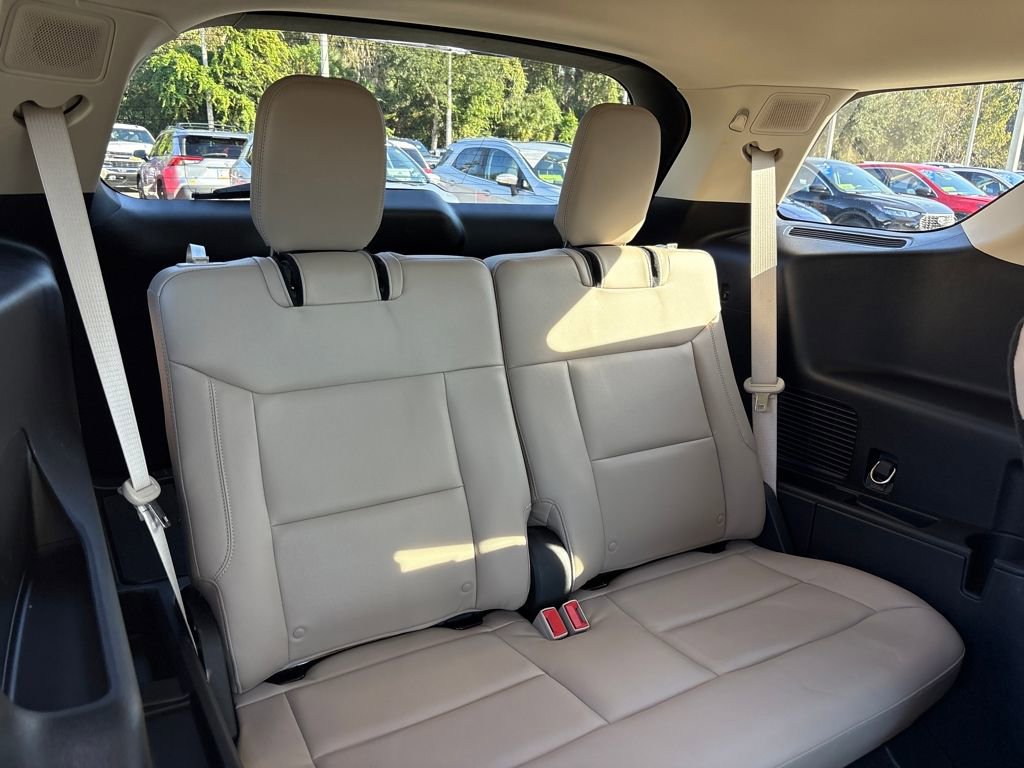 Certified 2021 Ford Explorer Limited w/ Hybrid Equipment Group 310A image 30