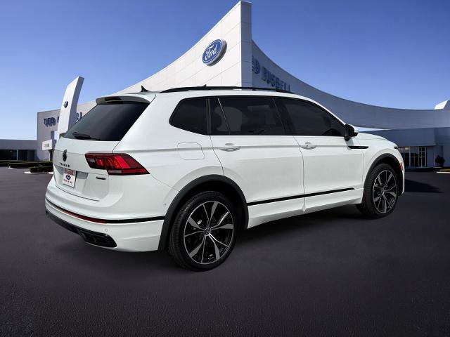 Used 2022 Volkswagen Tiguan SEL R-Line AWD/4WD image 6