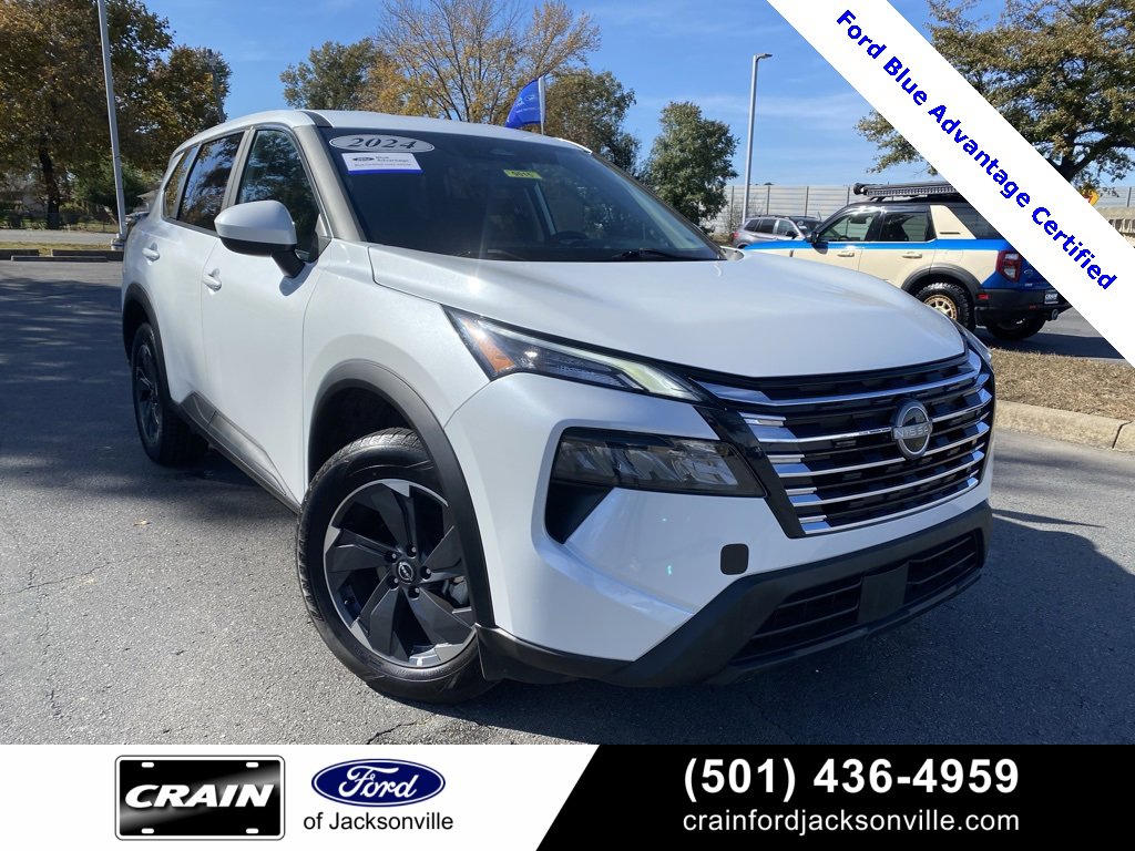 Used 2024 Nissan Rogue SV