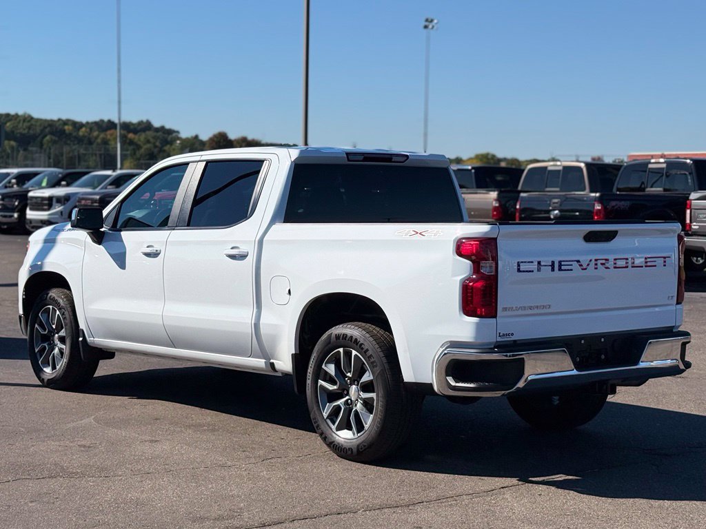 Used 2024 Chevrolet Silverado 1500 LT AWD/4WD image 27