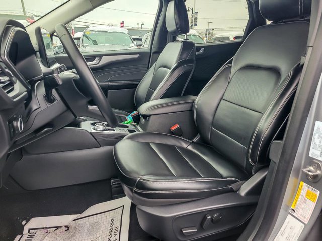 Certified 2024 Ford Escape Platinum image 13