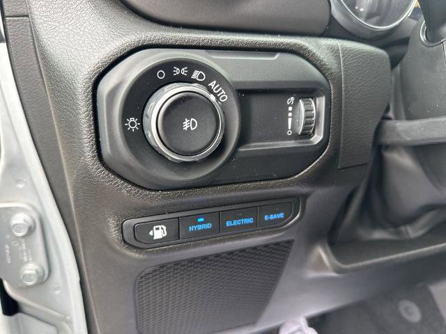 Used 2023 Jeep Wrangler Unlimited image 19