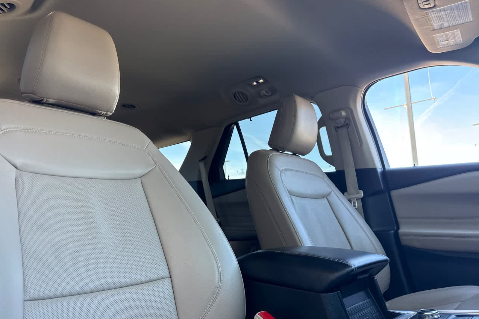 Certified 2022 Ford Explorer Limited AWD/4WD image 18