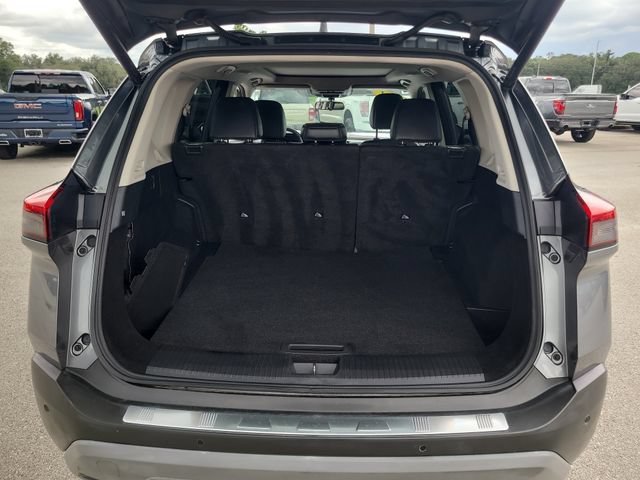 Used 2021 Nissan Rogue SV w/ Premium Package FWD image 10