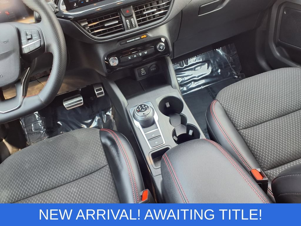 Certified 2024 Ford Escape ST-Line Select w/ Tech Pack #1 AWD/4WD image 11