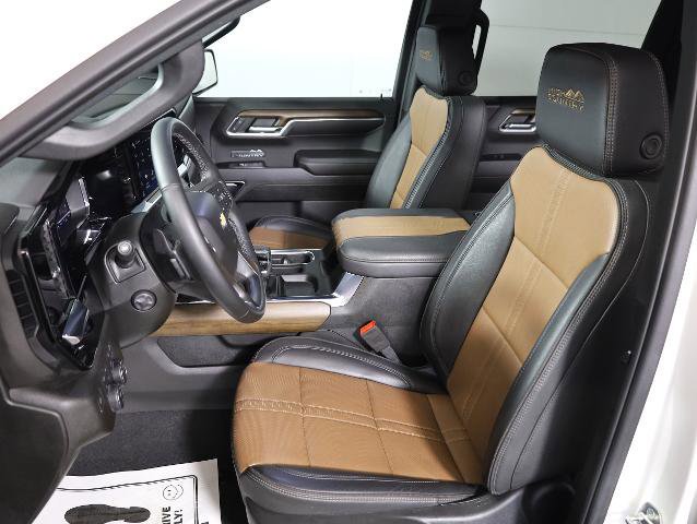 Used 2024 Chevrolet Silverado 1500 High Country image 8