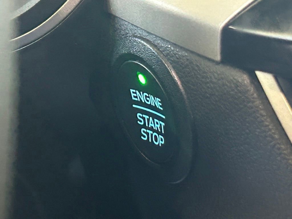 Certified 2022 Ford Escape SEL image 42