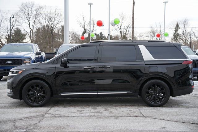 Used 2024 Kia Carnival SX image 2