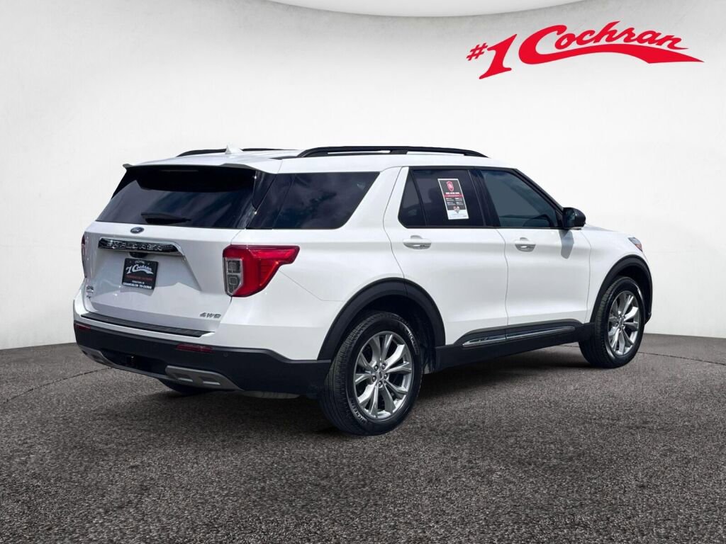 Certified 2023 Ford Explorer XLT AWD/4WD image 7