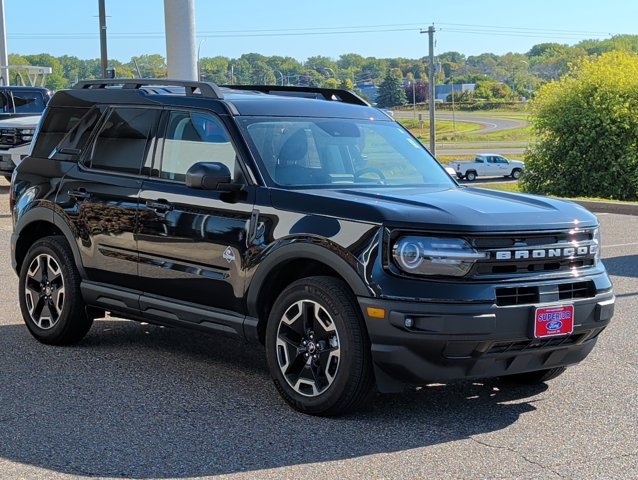 Certified 2024 Ford Bronco Sport Outer Banks w/ Tech Package AWD/4WD image 3