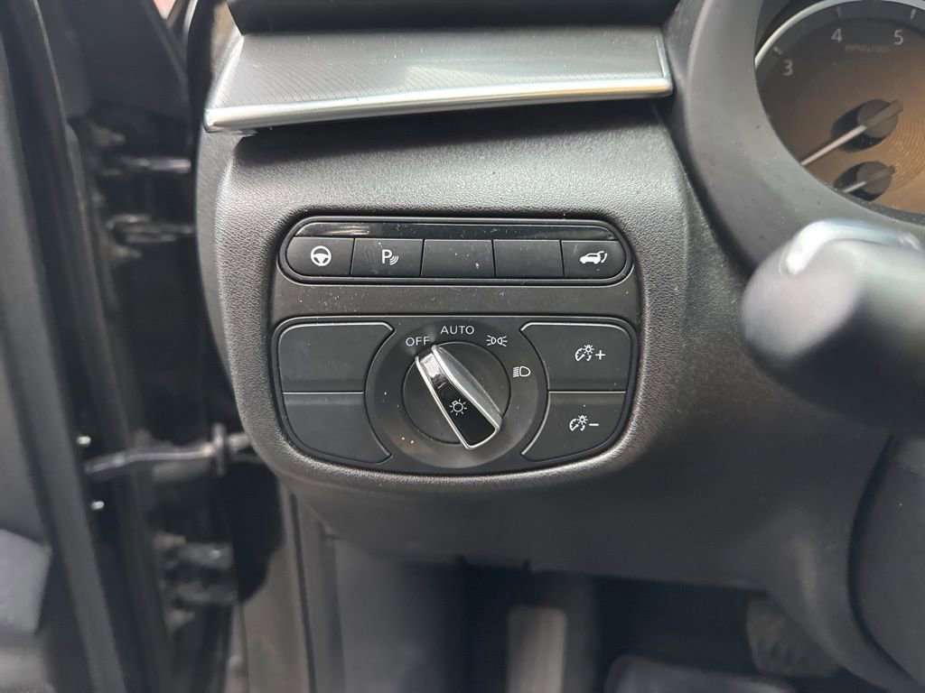 Used 2024 INFINITI QX50 Luxe image 11