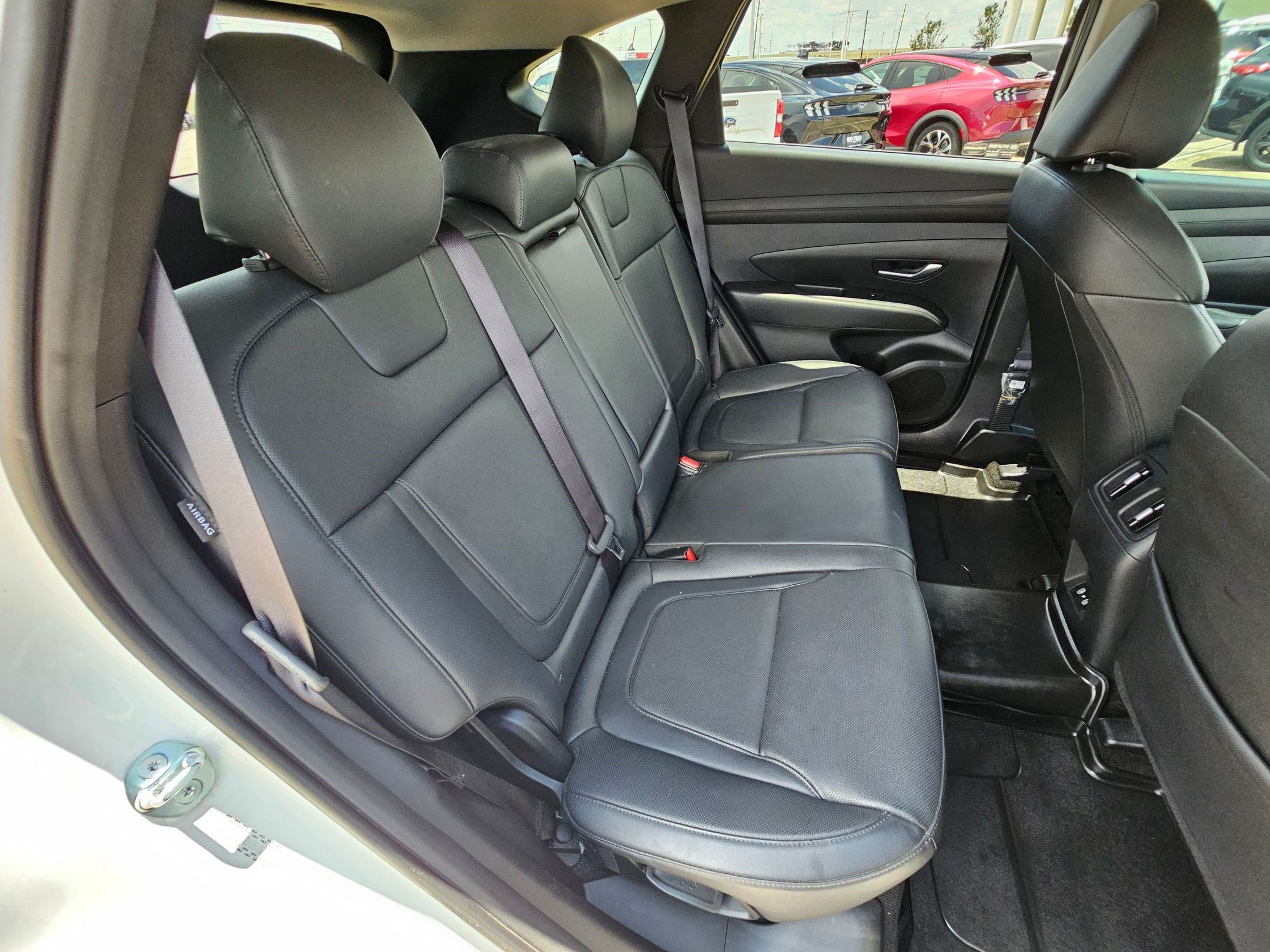 Used 2025 Hyundai Tucson SEL FWD image 31