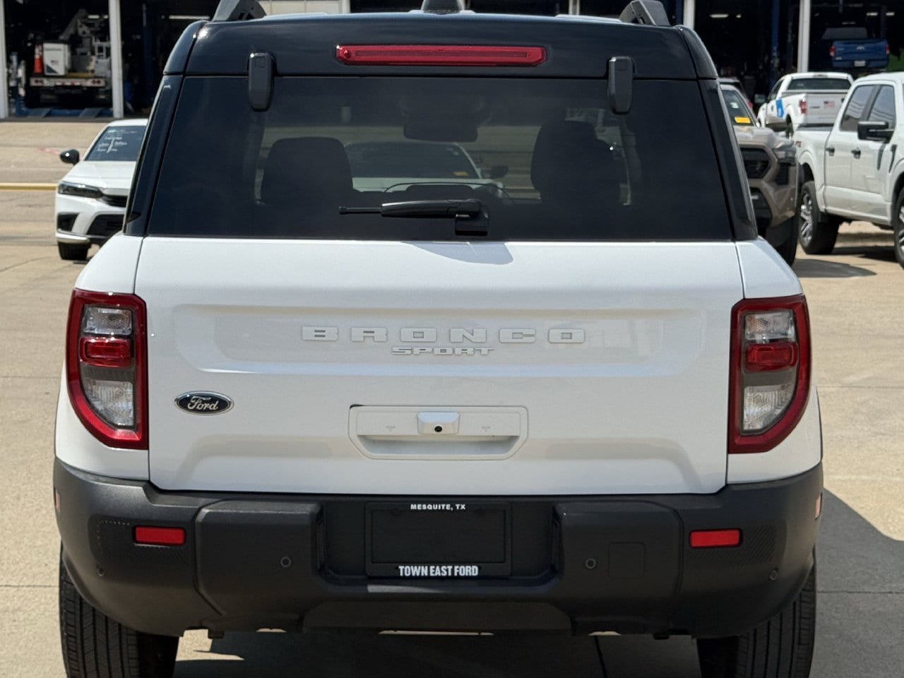 Certified 2025 Ford Bronco Sport Outer Banks AWD/4WD image 6
