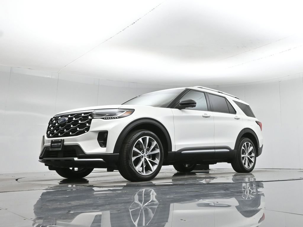 Certified 2025 Ford Explorer Platinum w/ Ultimate Package image 54