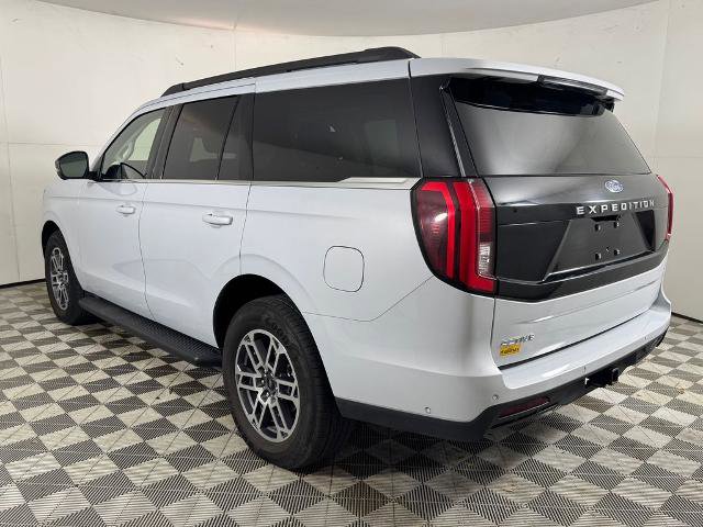 Certified 2025 Ford Expedition Active RWD image 12
