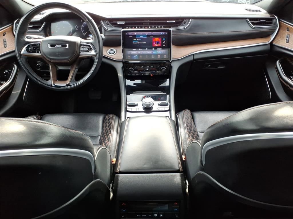 Used 2022 Jeep Grand Cherokee L Summit w/ Luxury Tech Group V image 11