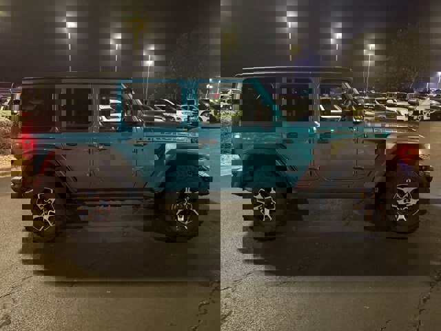 Used 2020 Jeep Wrangler Unlimited Rubicon image 2