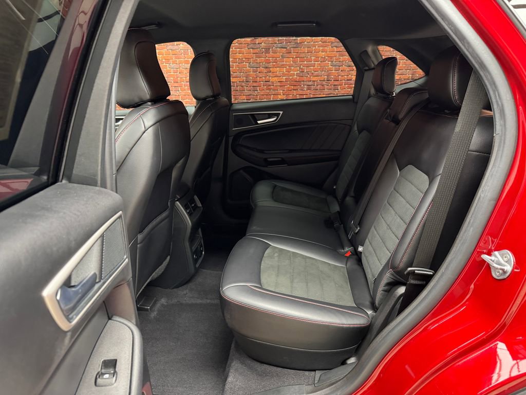 Certified 2024 Ford Edge ST-Line w/ Cargo Accessory Package AWD/4WD image 23