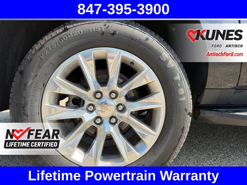 Used 2024 Chevrolet Suburban Premier AWD/4WD image 15