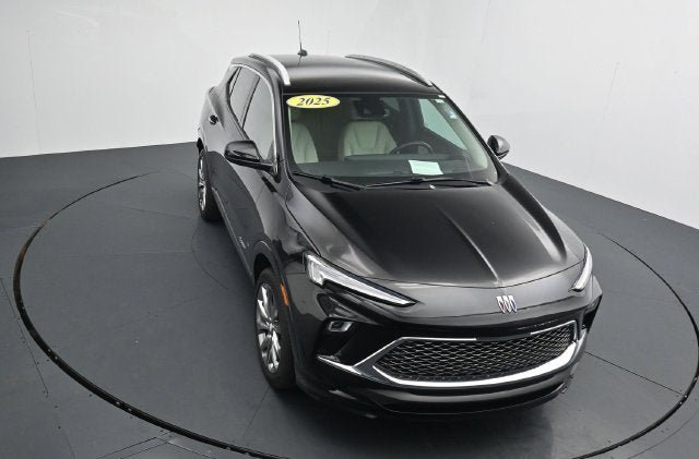 Used 2025 Buick Encore GX Avenir AWD/4WD image 22