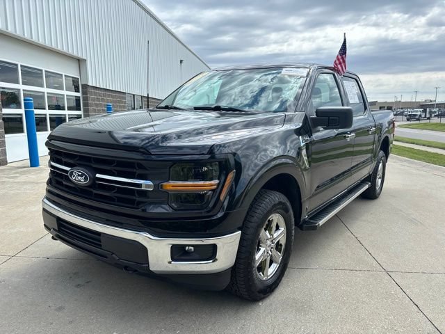 Certified 2025 Ford F150 XLT w/ Equipment Group 301A Standard AWD/4WD image 4