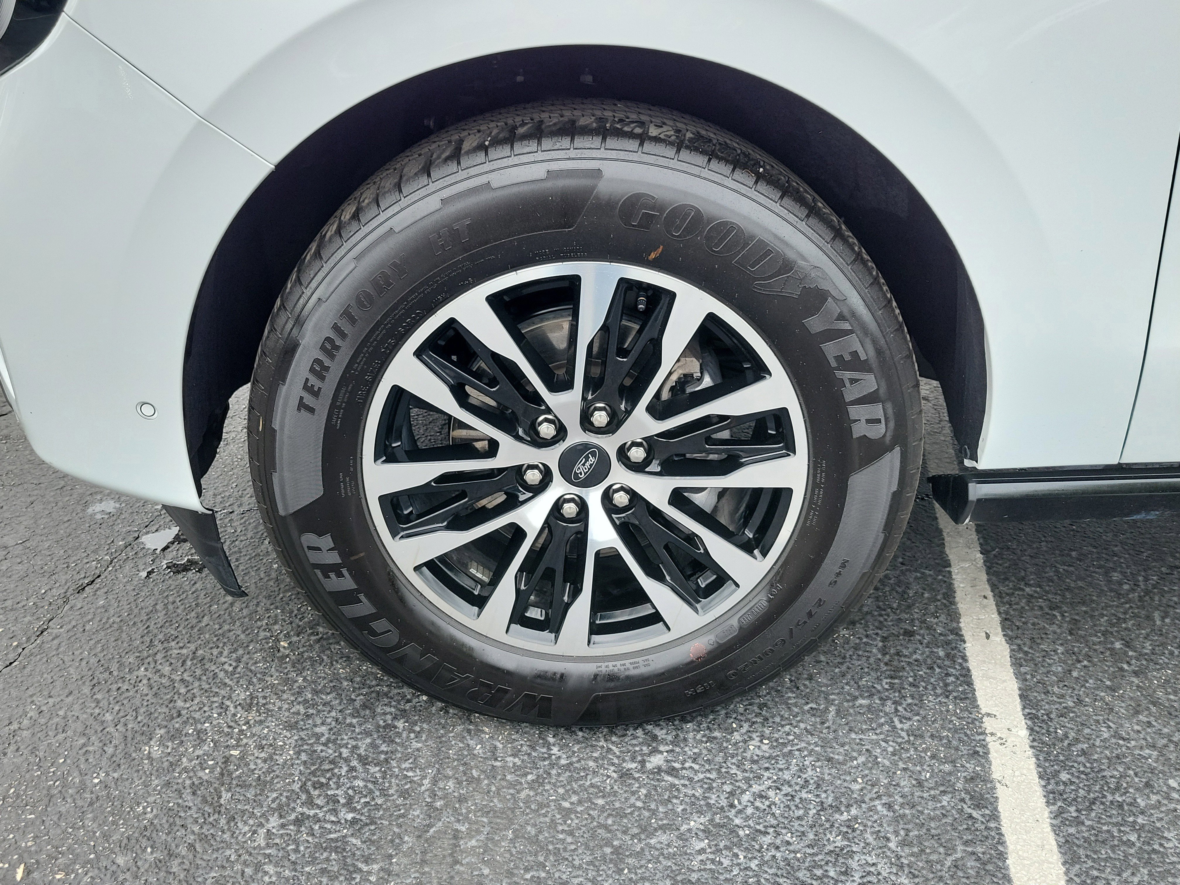 Certified 2025 Ford Expedition Platinum image 8