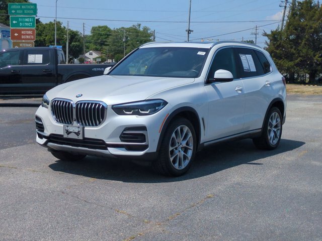 Used 2022 BMW X5 xDrive40i w/ Parking Assistance Package AWD/4WD image 8