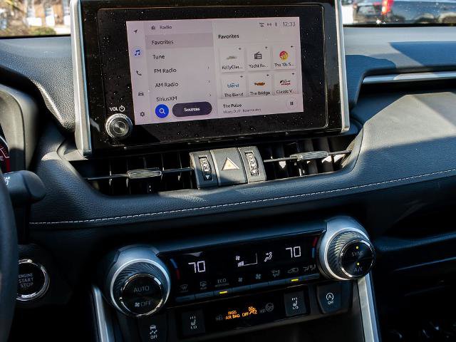 Used 2023 Toyota RAV4 XLE Premium image 19