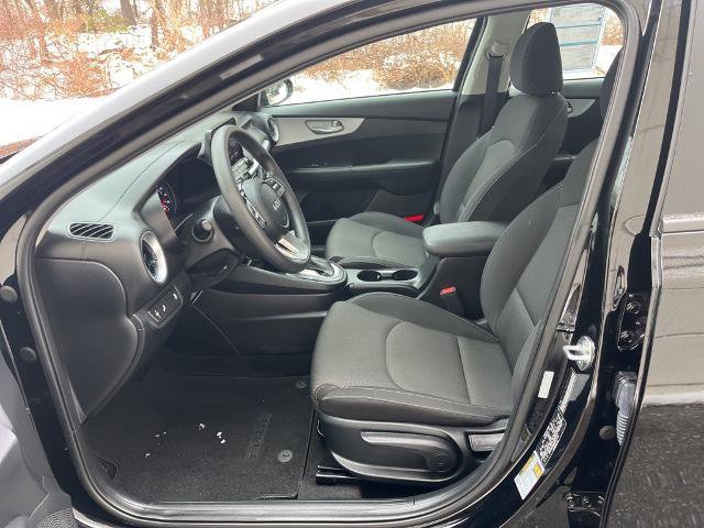 Used 2024 Kia Forte LXS w/ LXS Technology Package image 13