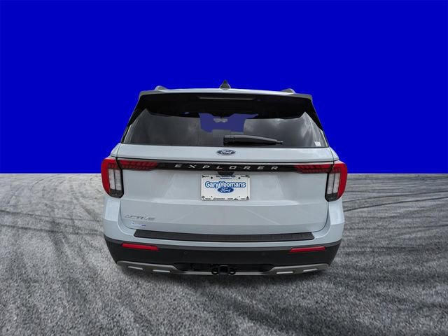 Certified 2026 Ford Explorer Active w/ Active Comfort Package RWD image 5