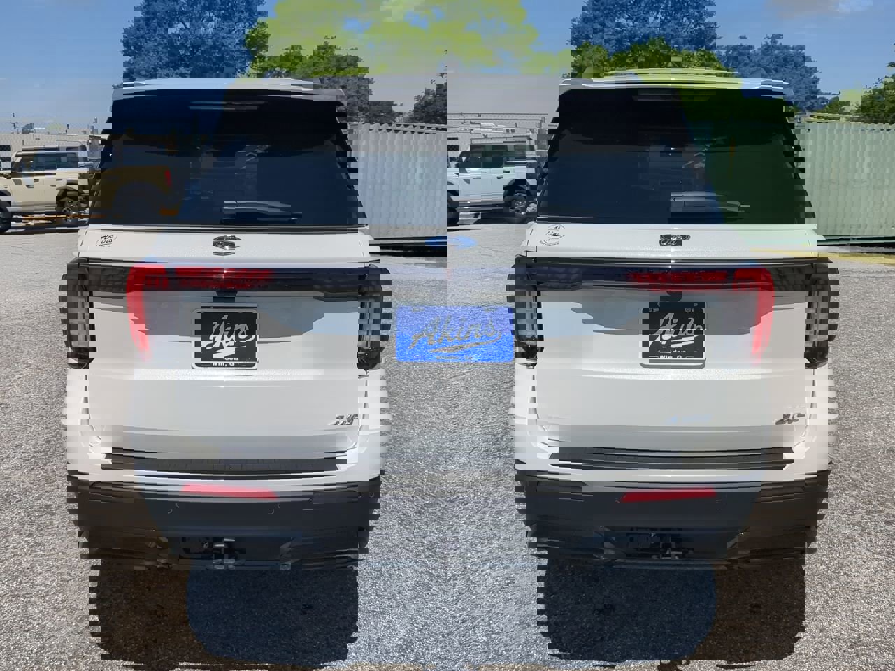 Certified 2025 Ford Explorer ST-Line w/ Premium Package image 3