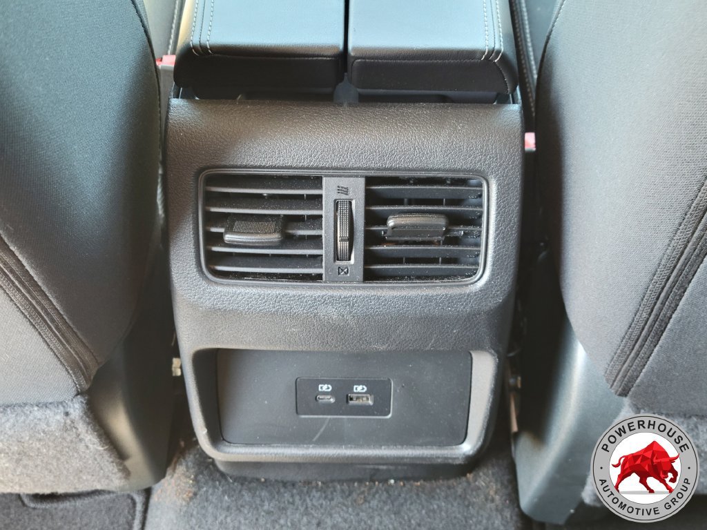 Used 2023 Nissan Rogue SV FWD image 17