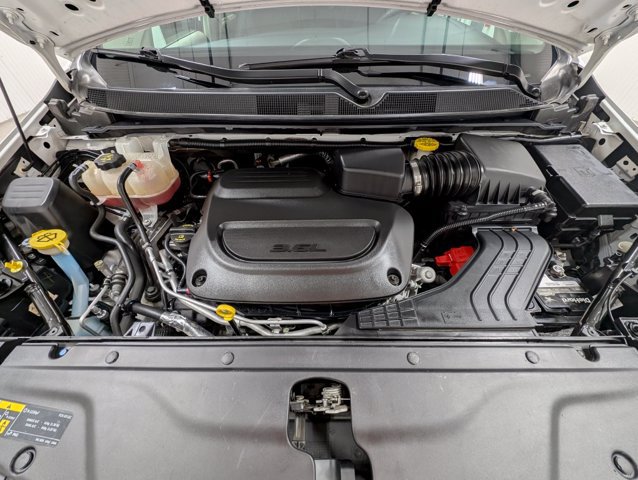 Used 2023 Chrysler Pacifica Touring-L FWD image 26