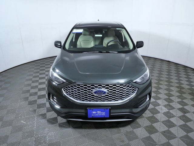 Certified 2024 Ford Edge SEL w/ Convenience Package AWD/4WD image 3