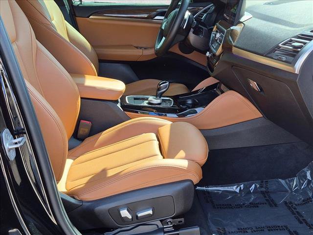 Used 2022 BMW X4 xDrive30i w/ Parking Assistance Package AWD/4WD image 20