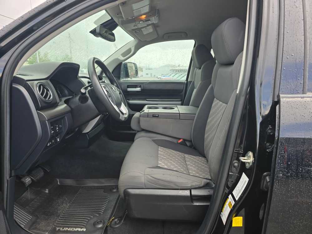 Used 2020 Toyota Tundra SR5 AWD/4WD image 9
