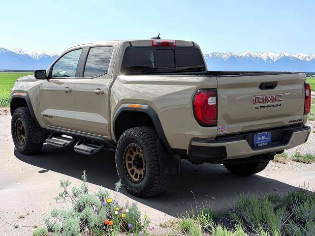 Used 2024 GMC Canyon AT4X AWD/4WD image 4