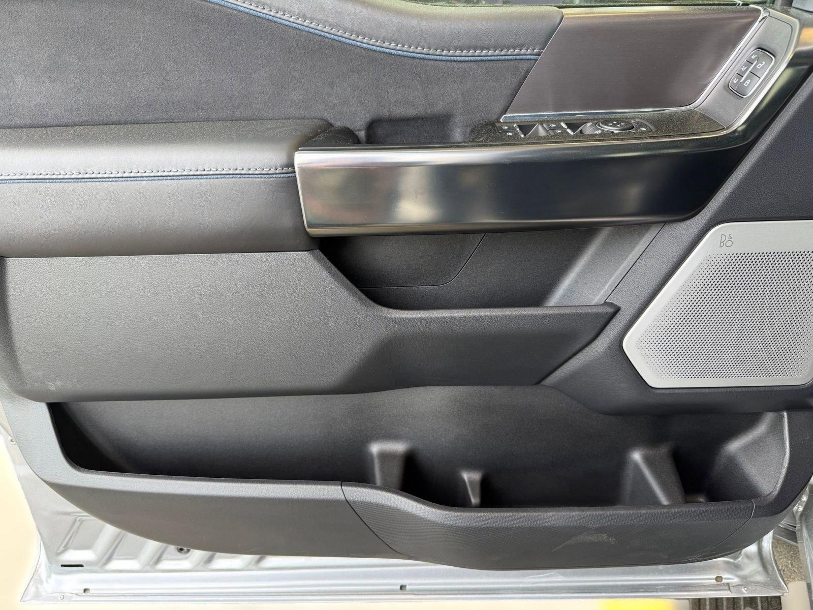 Certified 2025 Ford F150 Platinum w/ Equipment Group 702A High image 23