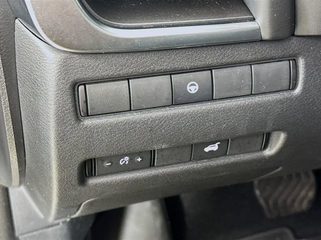 Used 2021 Nissan Rogue SV w/ Premium Package image 12