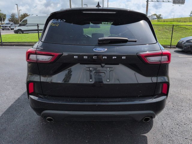 Certified 2024 Ford Escape ST-Line FWD image 6