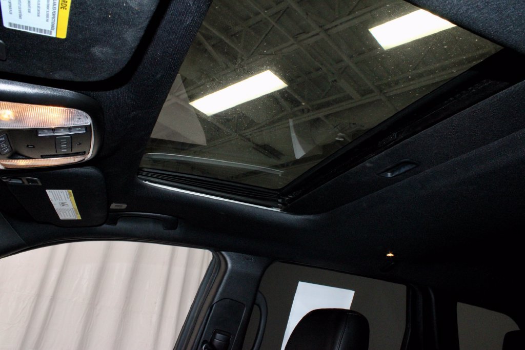 Used 2021 Jeep Grand Cherokee Limited AWD/4WD image 27