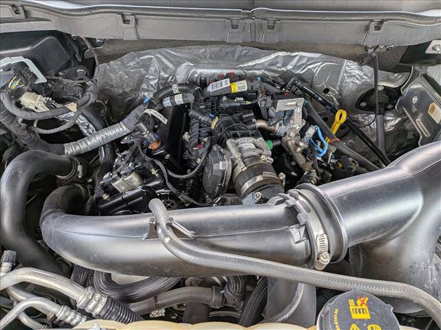 Certified 2021 Ford F150 XLT w/ Equipment Group 302A High image 20