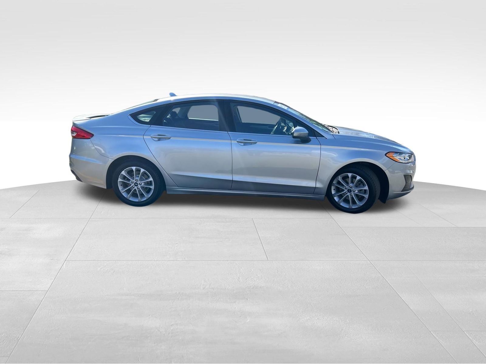 Certified 2020 Ford Fusion SE FWD image 6
