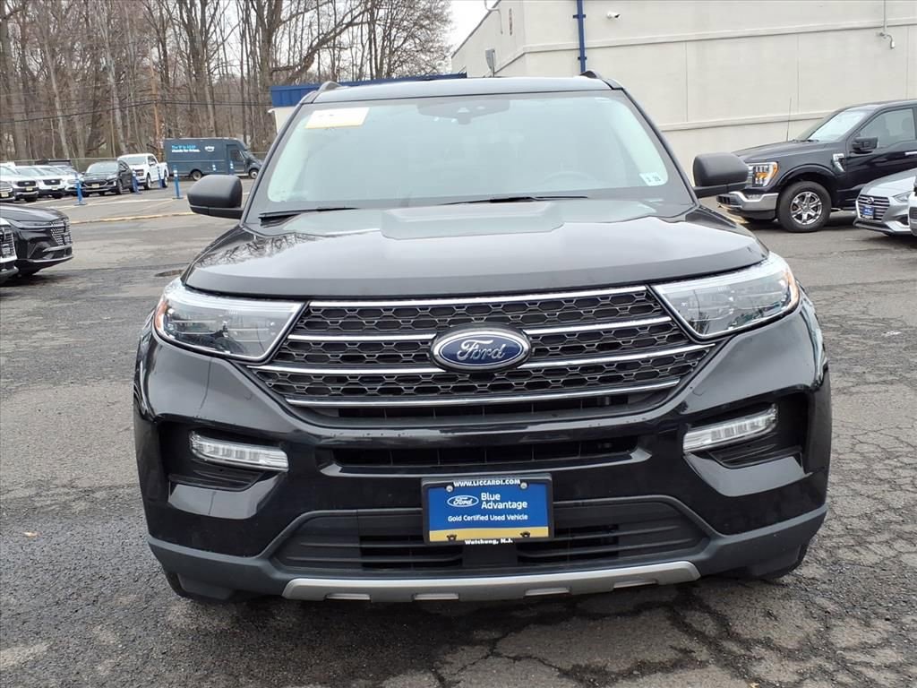Certified 2022 Ford Explorer XLT w/ Equipment Group 202A image 2