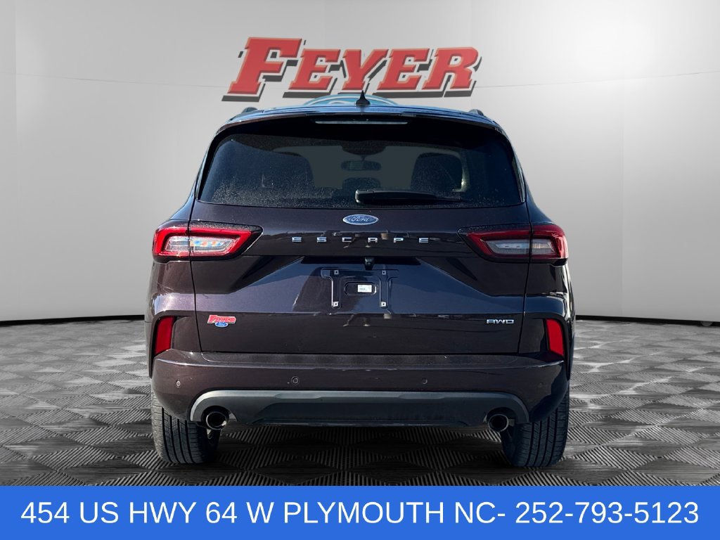 Certified 2023 Ford Escape ST-Line AWD/4WD image 4