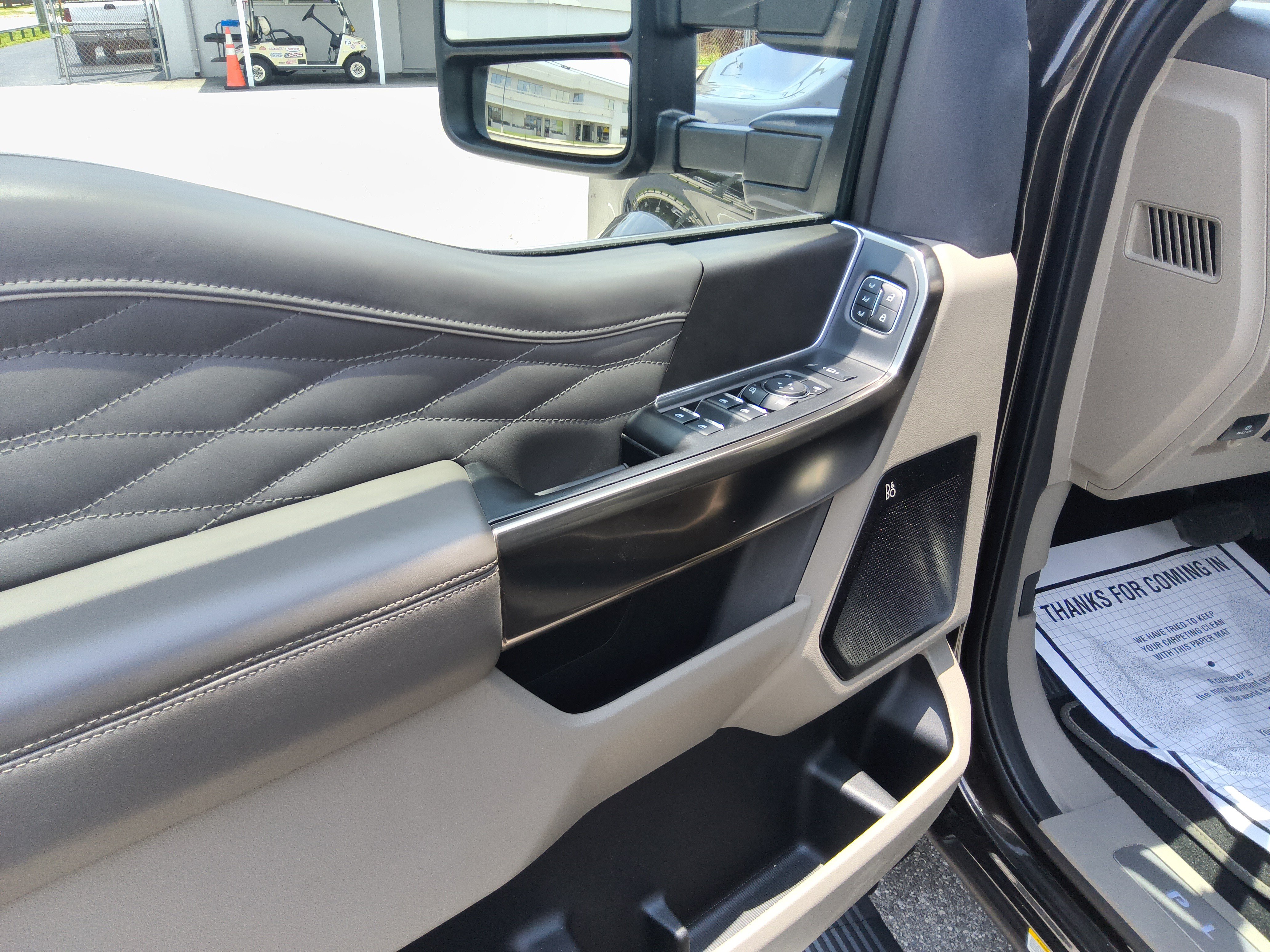 Certified 2025 Ford F450 Platinum w/ Platinum Plus Package AWD/4WD image 16