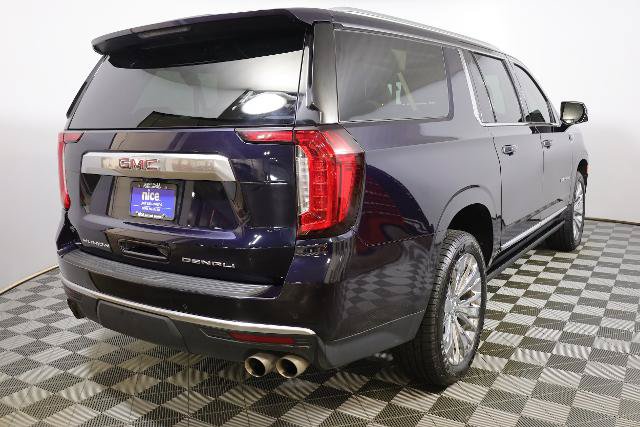 Used 2021 GMC Yukon XL Denali w/ Denali Premium Package AWD/4WD image 5