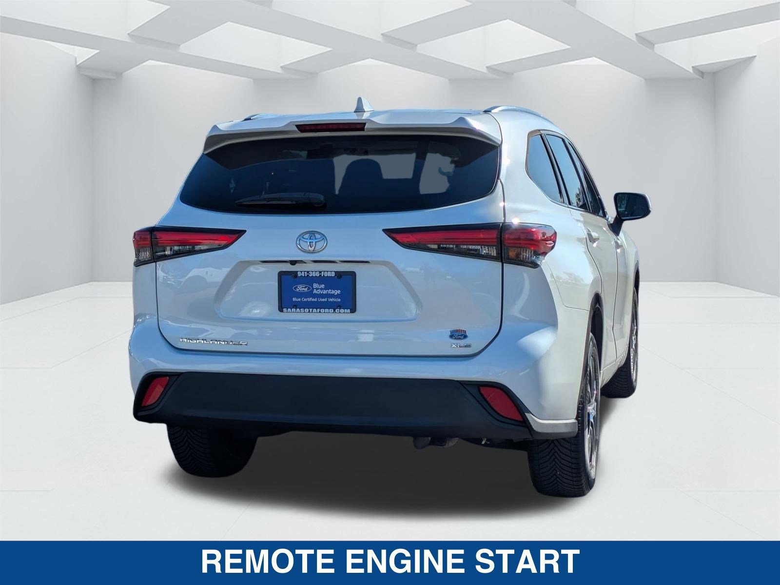 Used 2021 Toyota Highlander XLE image 5